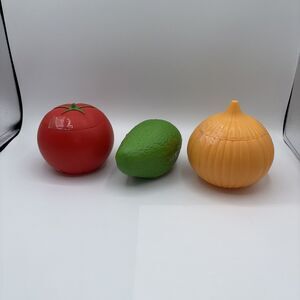 Lot Of 3 Vivitar Onion Tomato Avacado Vegetable Freshness Keepers Containers New